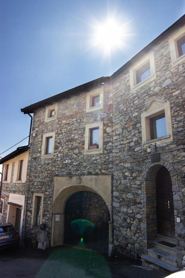 Отель Casa Patrone Nebbiuno Экстерьер фото